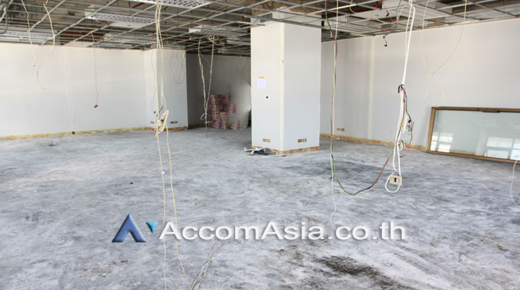  1  Office Space For Rent in Charoen Nakhon ,Bangkok BTS Krung Thon Buri at Thai Sri Tower AA13711
